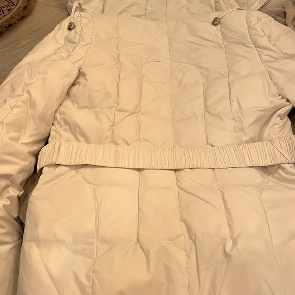 SOLD🛍️🛍️🛍️down jacket - Picture 6 of 9